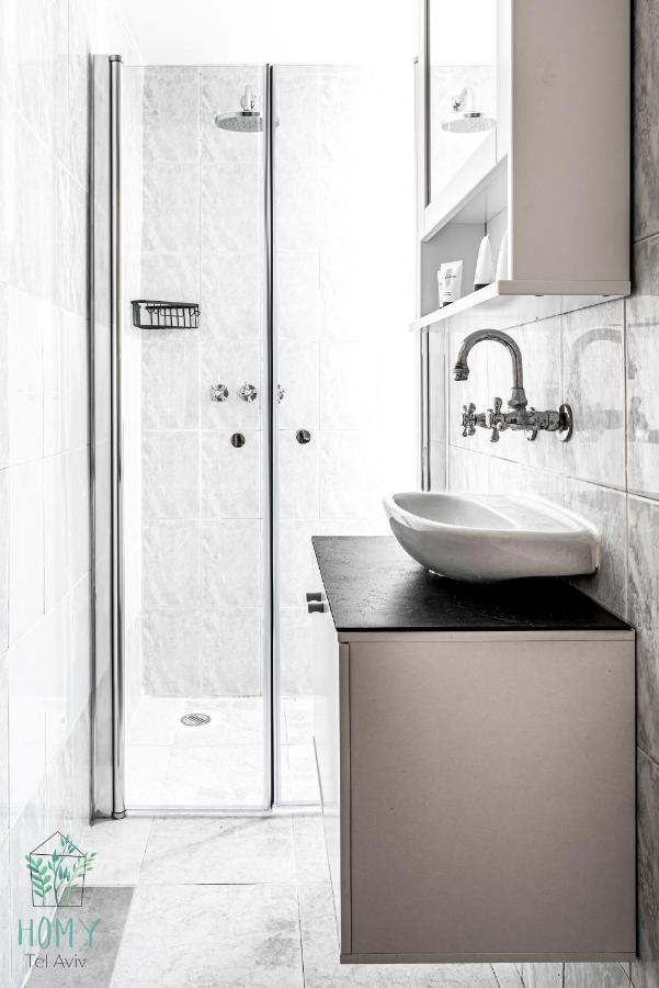 Stylish Studio Apartments On Dizengoff By Homy Tel Aviv Bagian luar foto